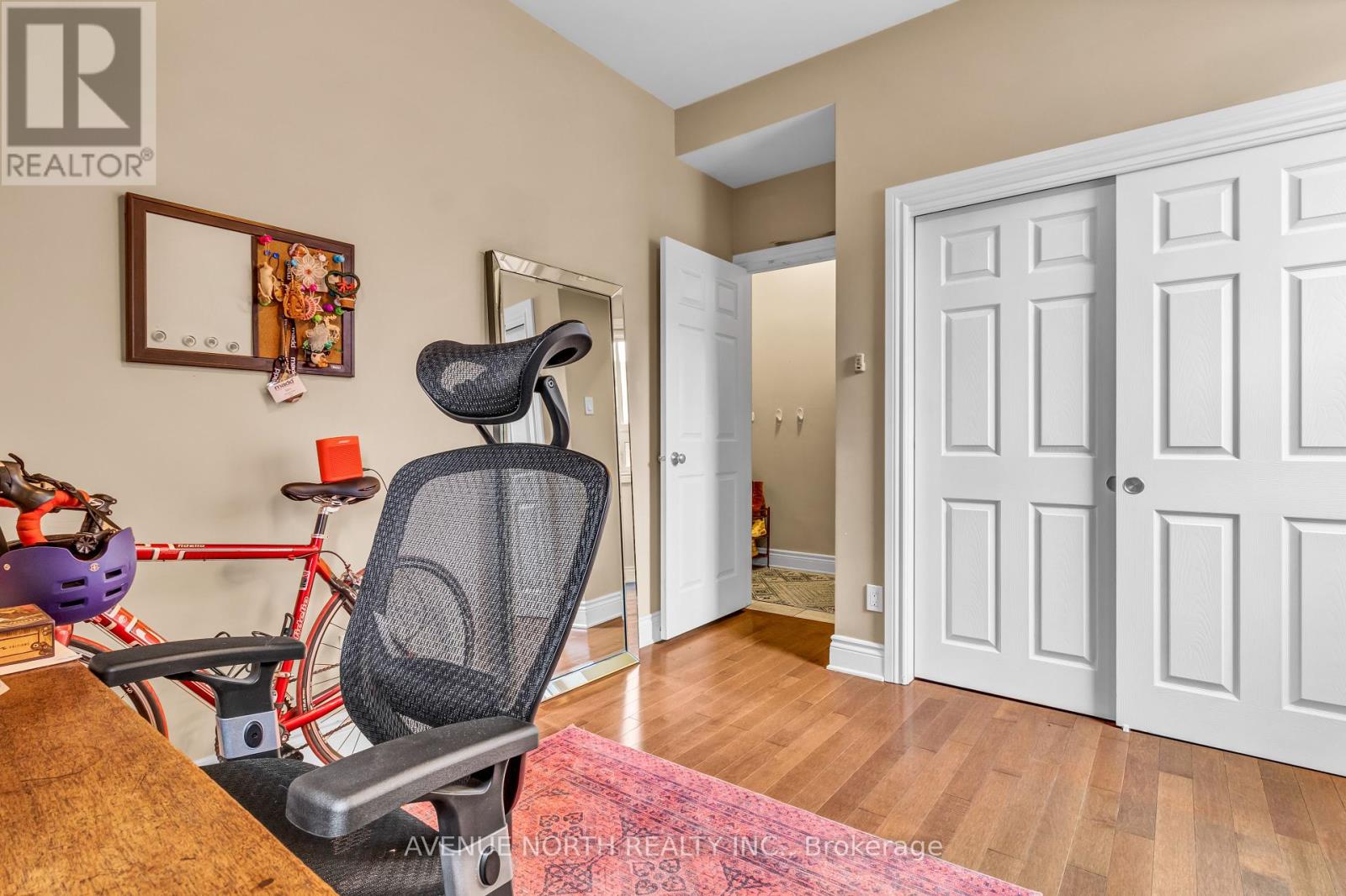 1 - 871 Somerset Street W, Ottawa, Ontario  K1R 6R6 - Photo 15 - X12237457