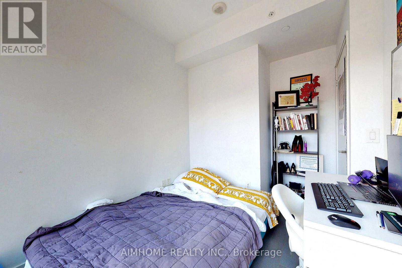 1415 - 70 Temprance Street, Toronto, Ontario  M5H 0B1 - Photo 10 - C12237451