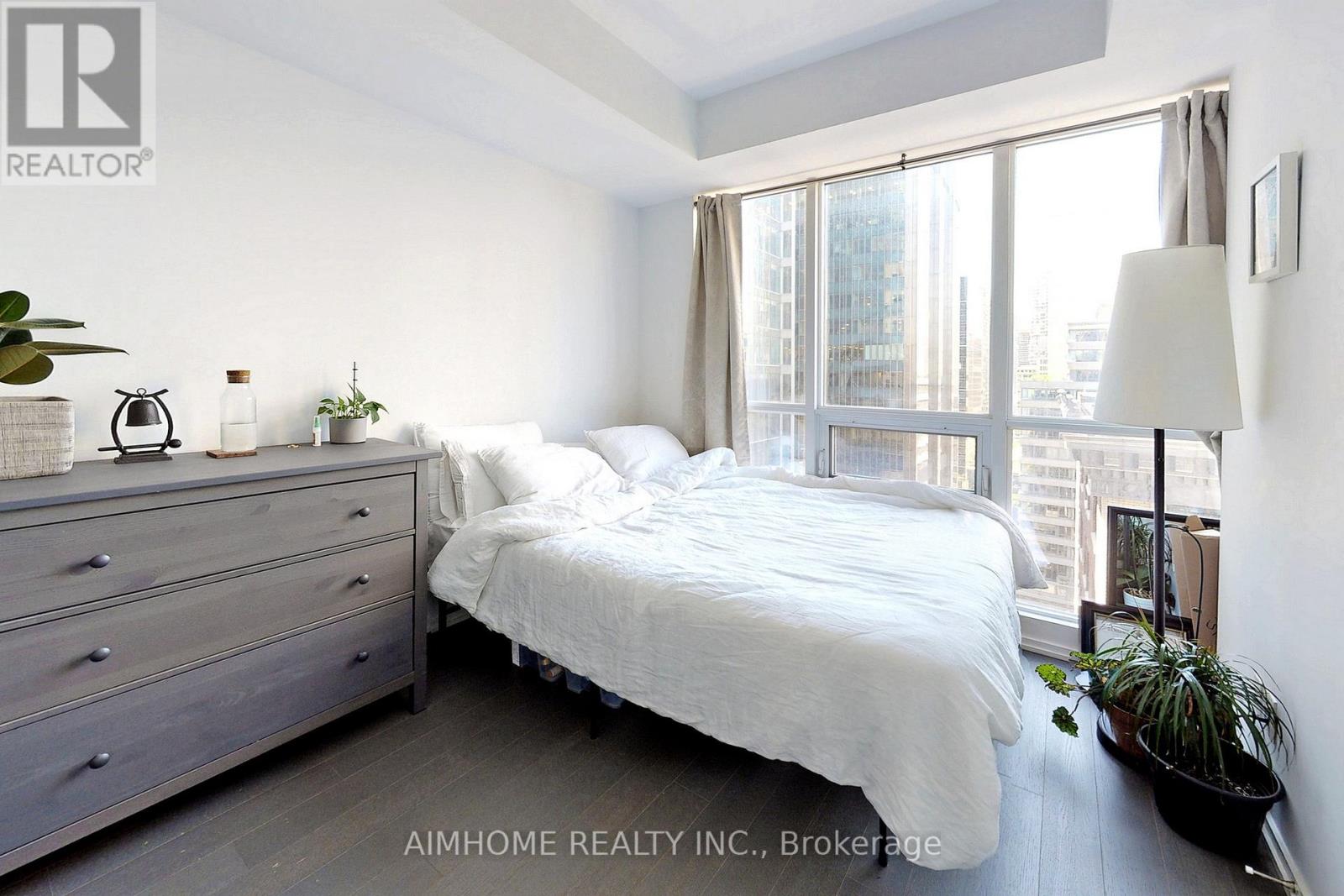1415 - 70 Temprance Street, Toronto, Ontario  M5H 0B1 - Photo 11 - C12237451