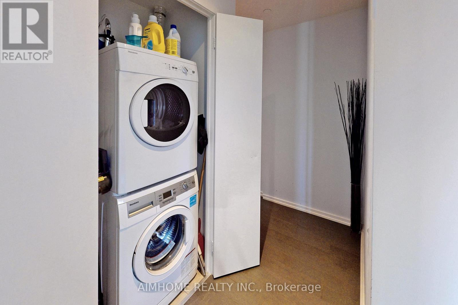 1415 - 70 Temprance Street, Toronto, Ontario  M5H 0B1 - Photo 16 - C12237451