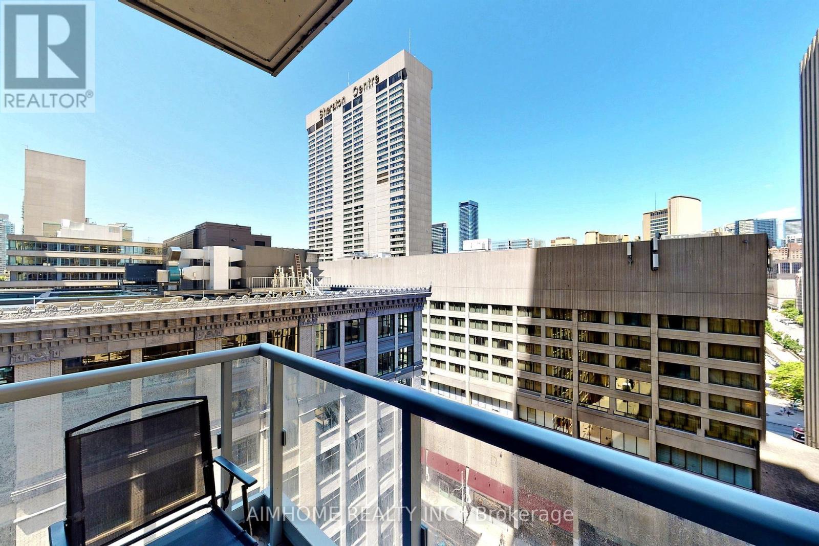 1415 - 70 Temprance Street, Toronto, Ontario  M5H 0B1 - Photo 19 - C12237451