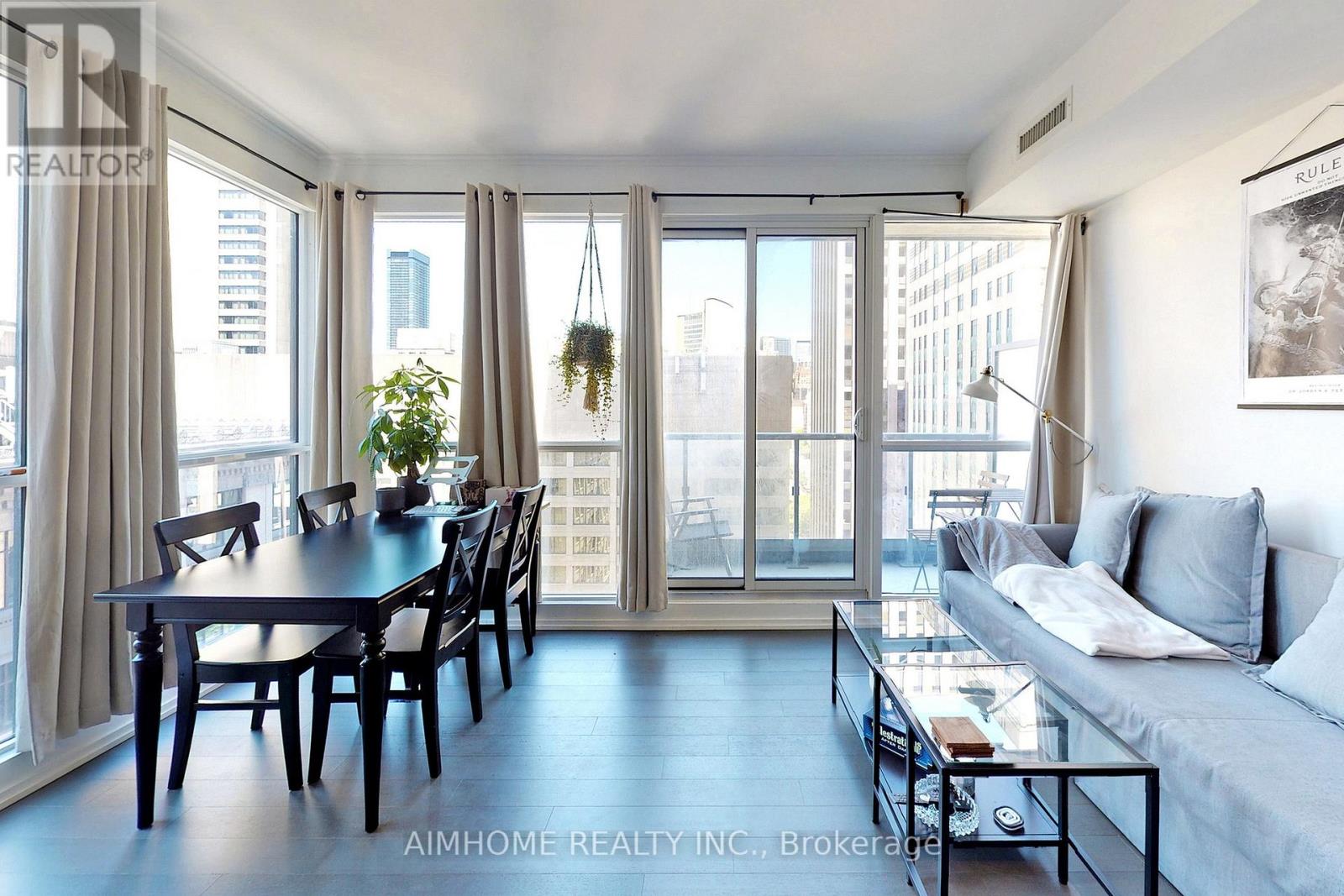 1415 - 70 Temprance Street, Toronto, Ontario  M5H 0B1 - Photo 6 - C12237451
