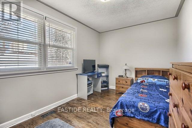 182 Moore Park Avenue, Toronto, Ontario  M2M 1N2 - Photo 12 - C12237462