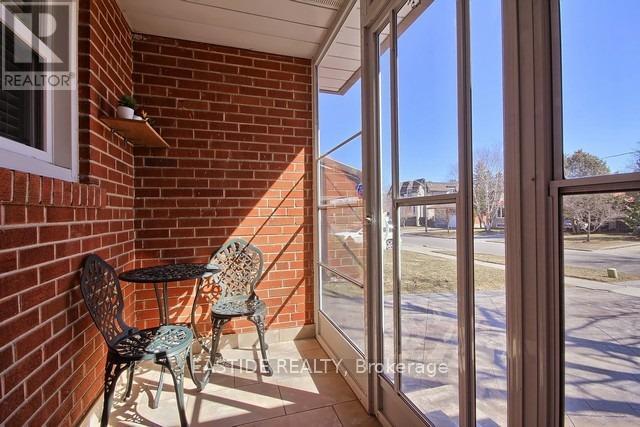 Property at 182 MOORE PARK AVENUE image 3