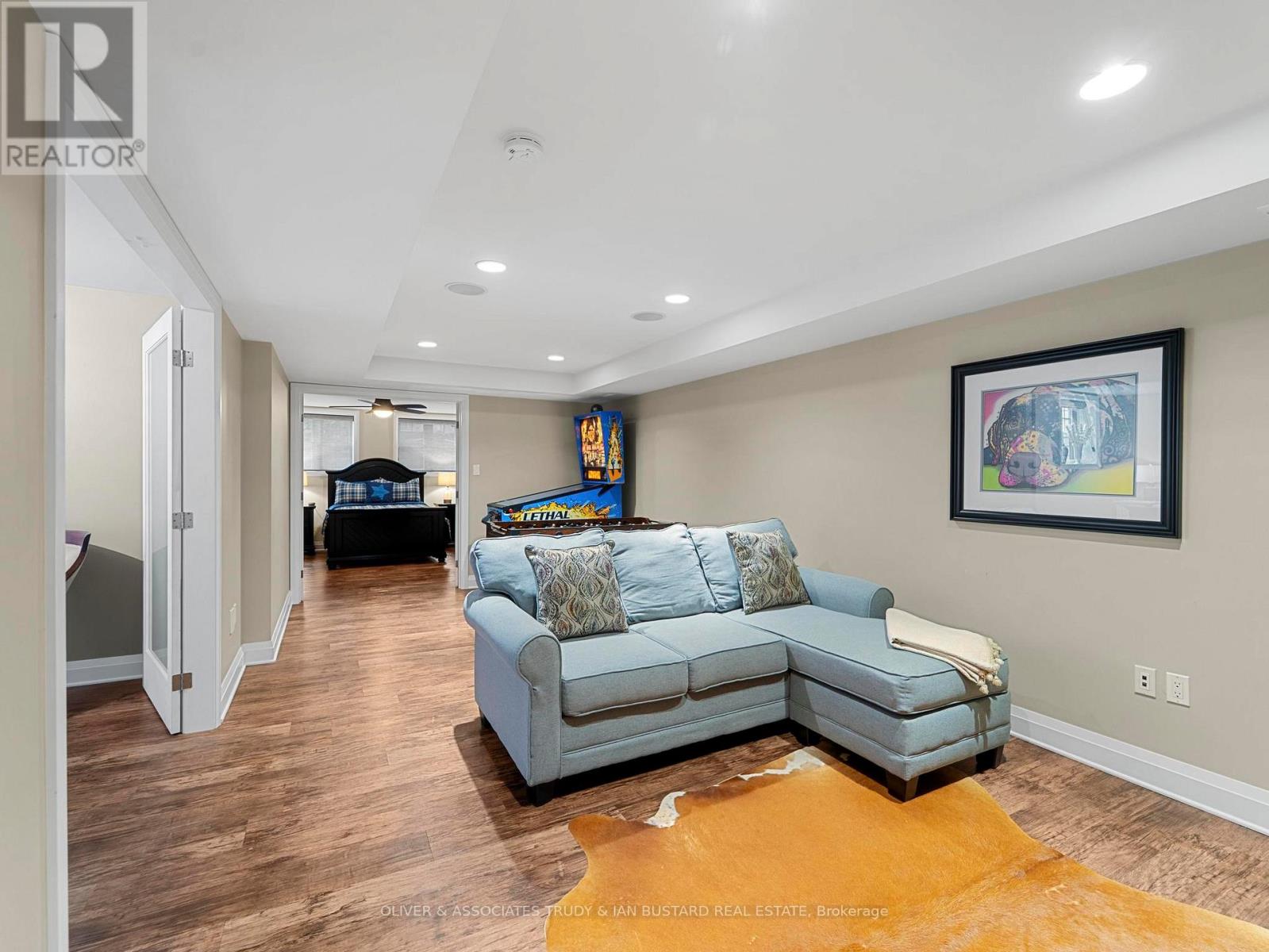 21 Wondergrove Court, Lambton Shores, Ontario  N0M 1T0 - Photo 31 - X12237504