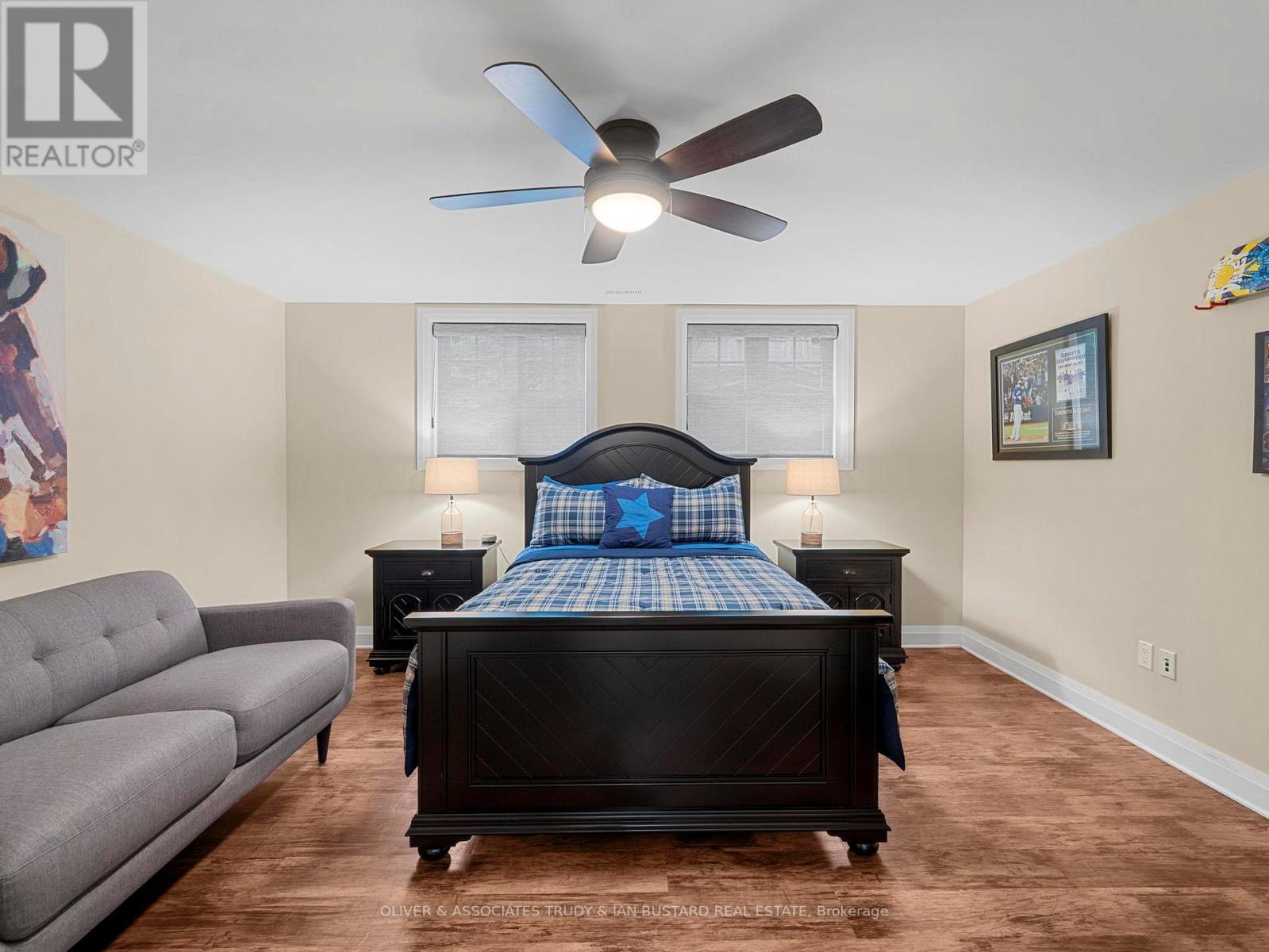 21 Wondergrove Court, Lambton Shores, Ontario  N0M 1T0 - Photo 38 - X12237504