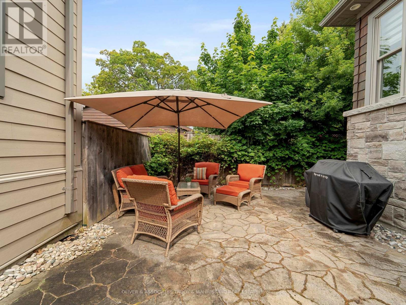 21 Wondergrove Court, Lambton Shores, Ontario  N0M 1T0 - Photo 41 - X12237504