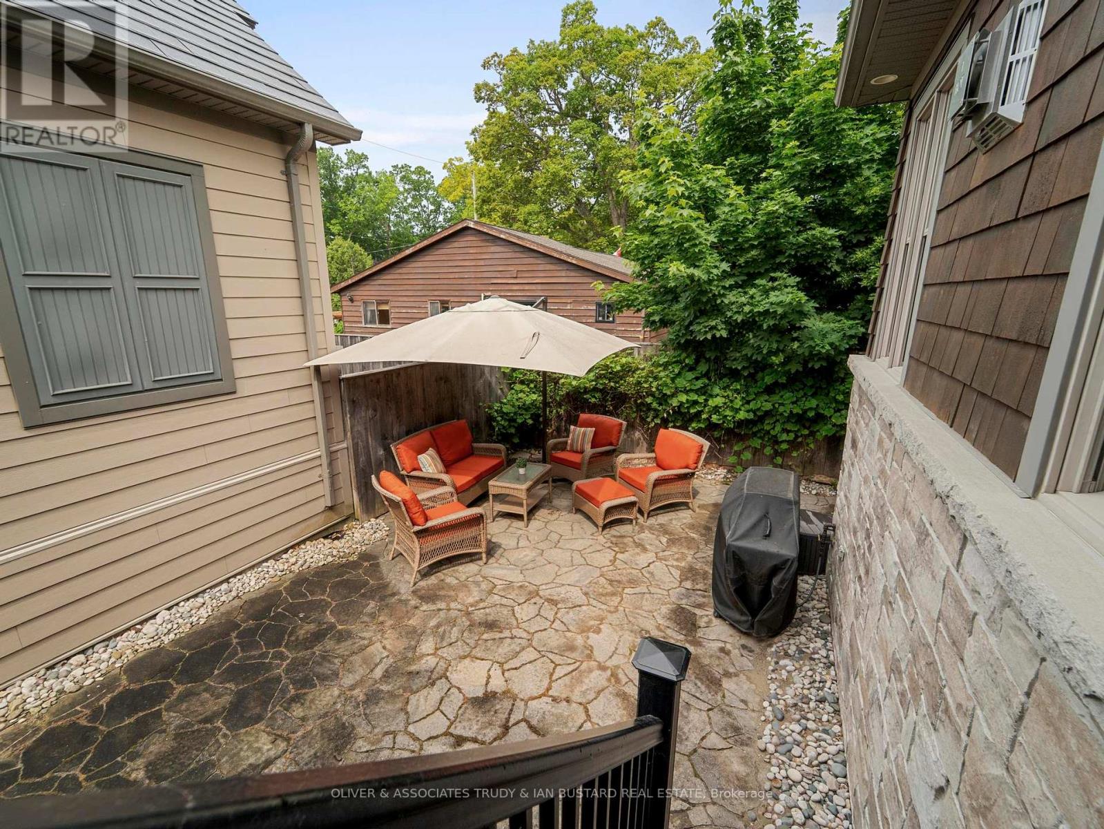 21 Wondergrove Court, Lambton Shores, Ontario  N0M 1T0 - Photo 44 - X12237504