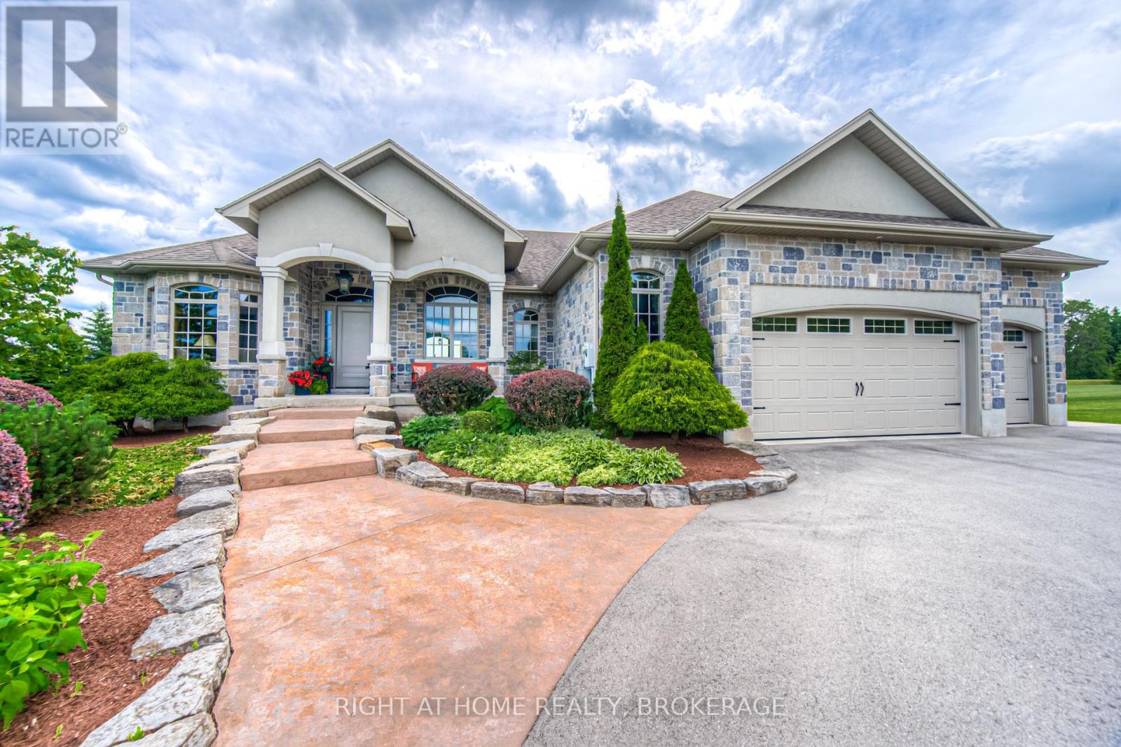 2567 MORRISON ROAD, North Dumfries, Ontario