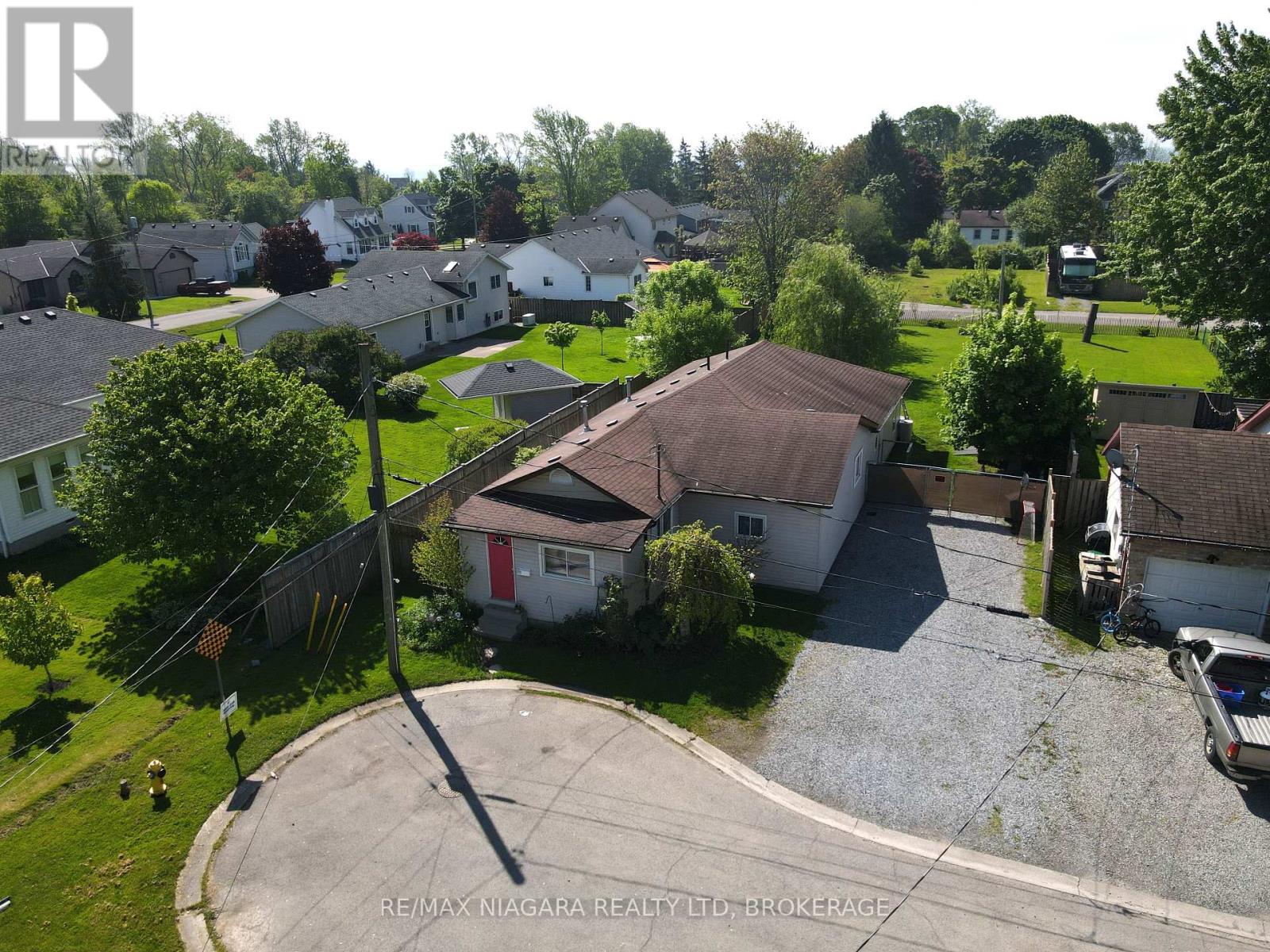 Property at 39 LONGTENT AVENUE image 1