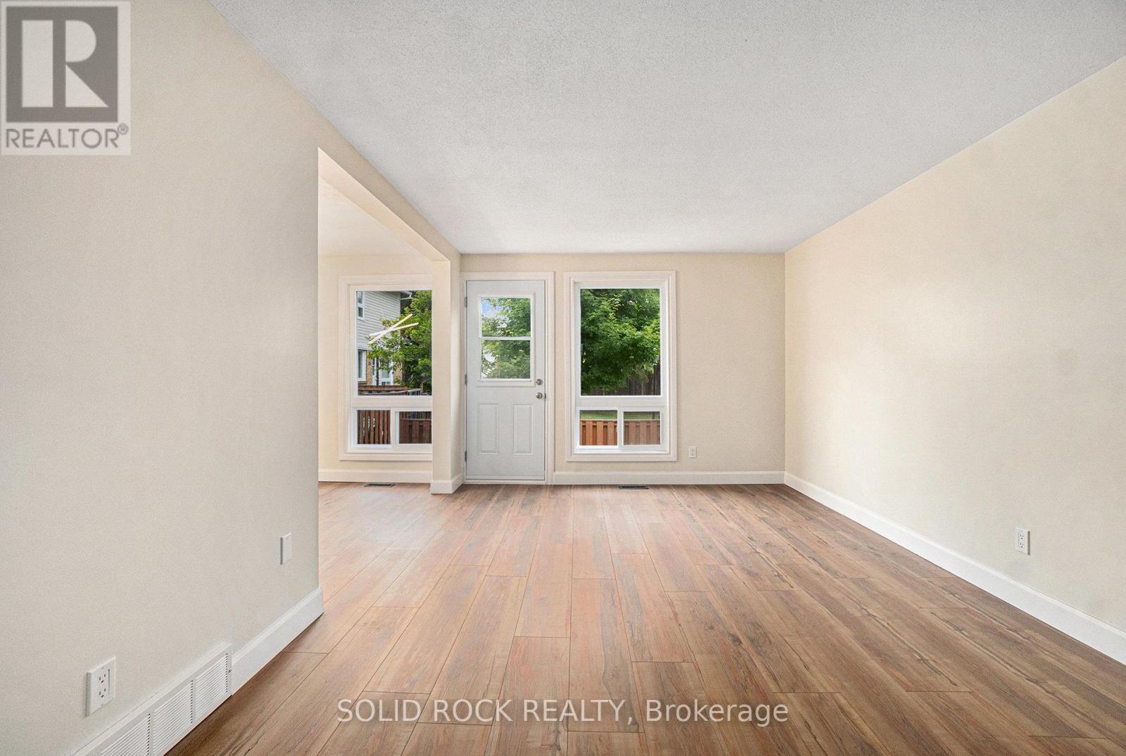 Property at 33 THISTLEDOWN COURT image 4