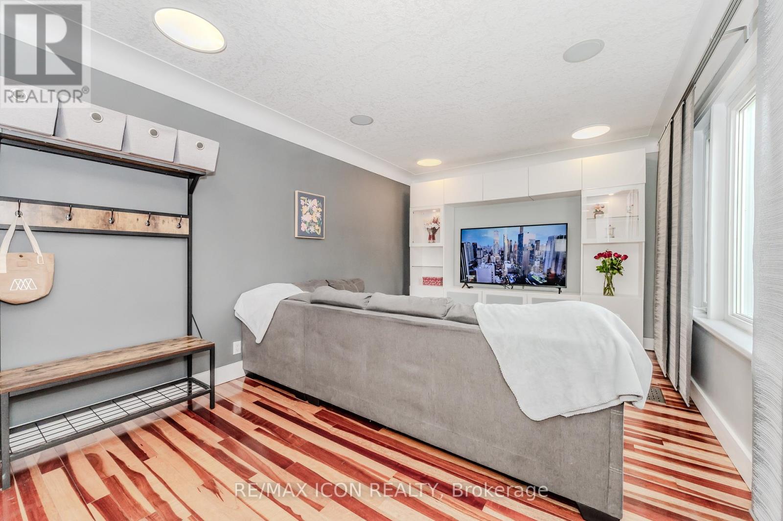 57 Peppler Street, Waterloo, Ontario  N2J 3C7 - Photo 7 - X12237493