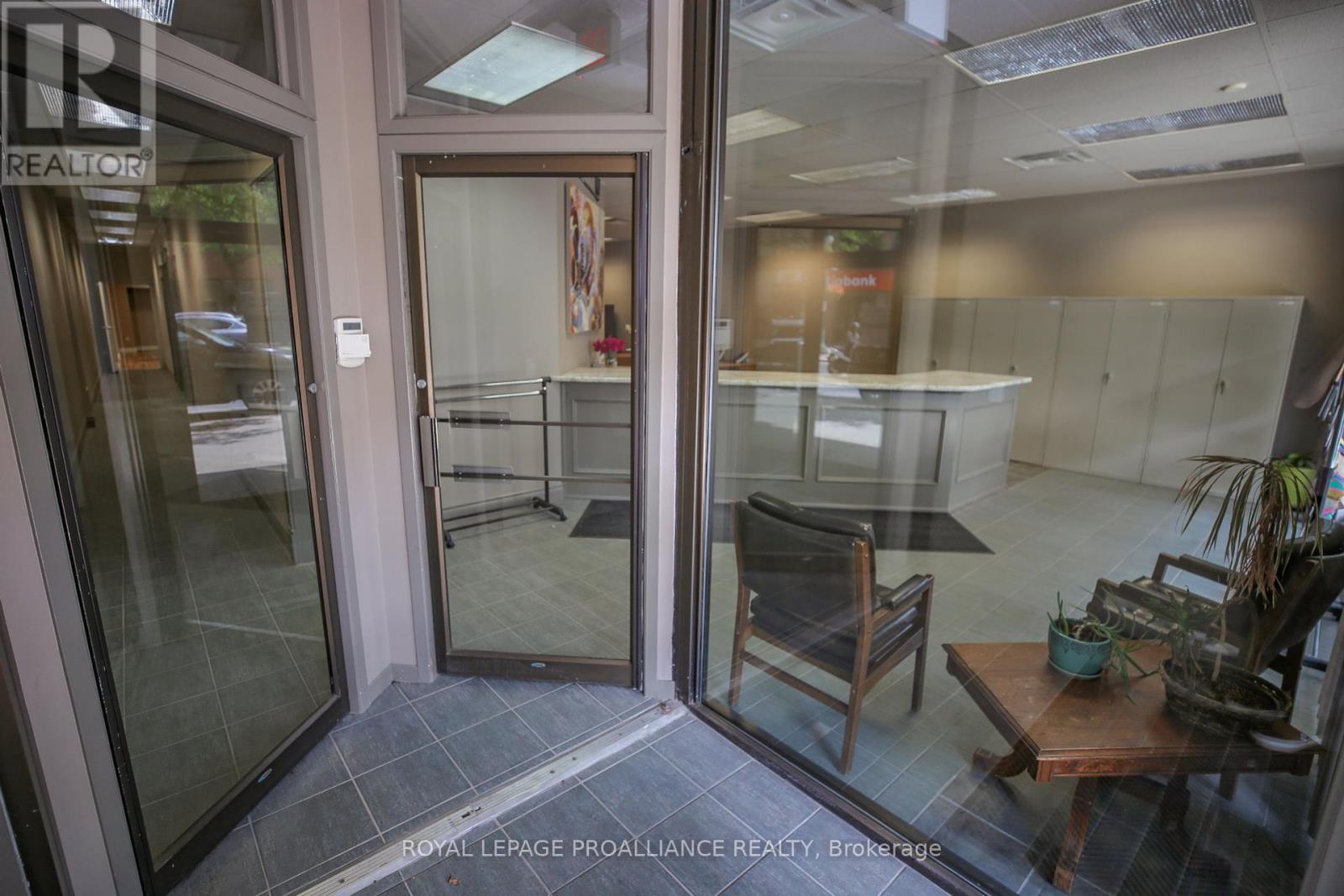 20 King Street W, Brockville, Ontario  K6V 3P6 - Photo 4 - X12237520