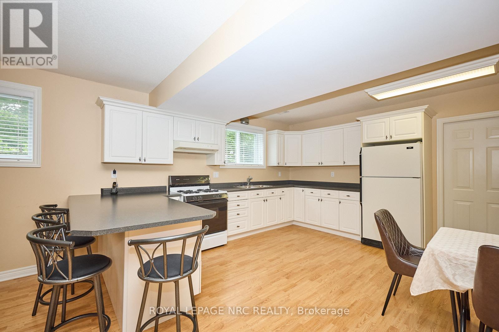 4100 Kalar Road, Niagara Falls, Ontario  L2H 1S6 - Photo 33 - X12231269