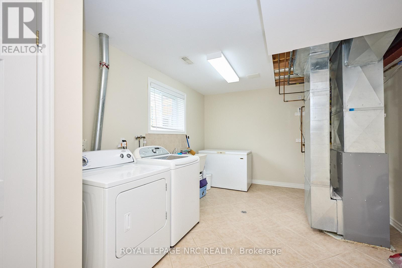 4100 Kalar Road, Niagara Falls, Ontario  L2H 1S6 - Photo 38 - X12231269