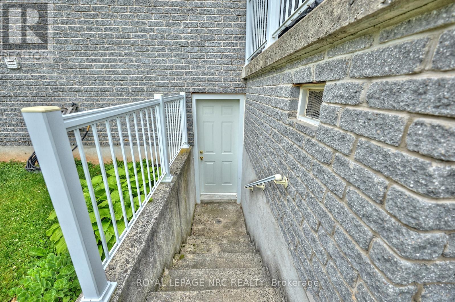 4100 Kalar Road, Niagara Falls, Ontario  L2H 1S6 - Photo 40 - X12231269