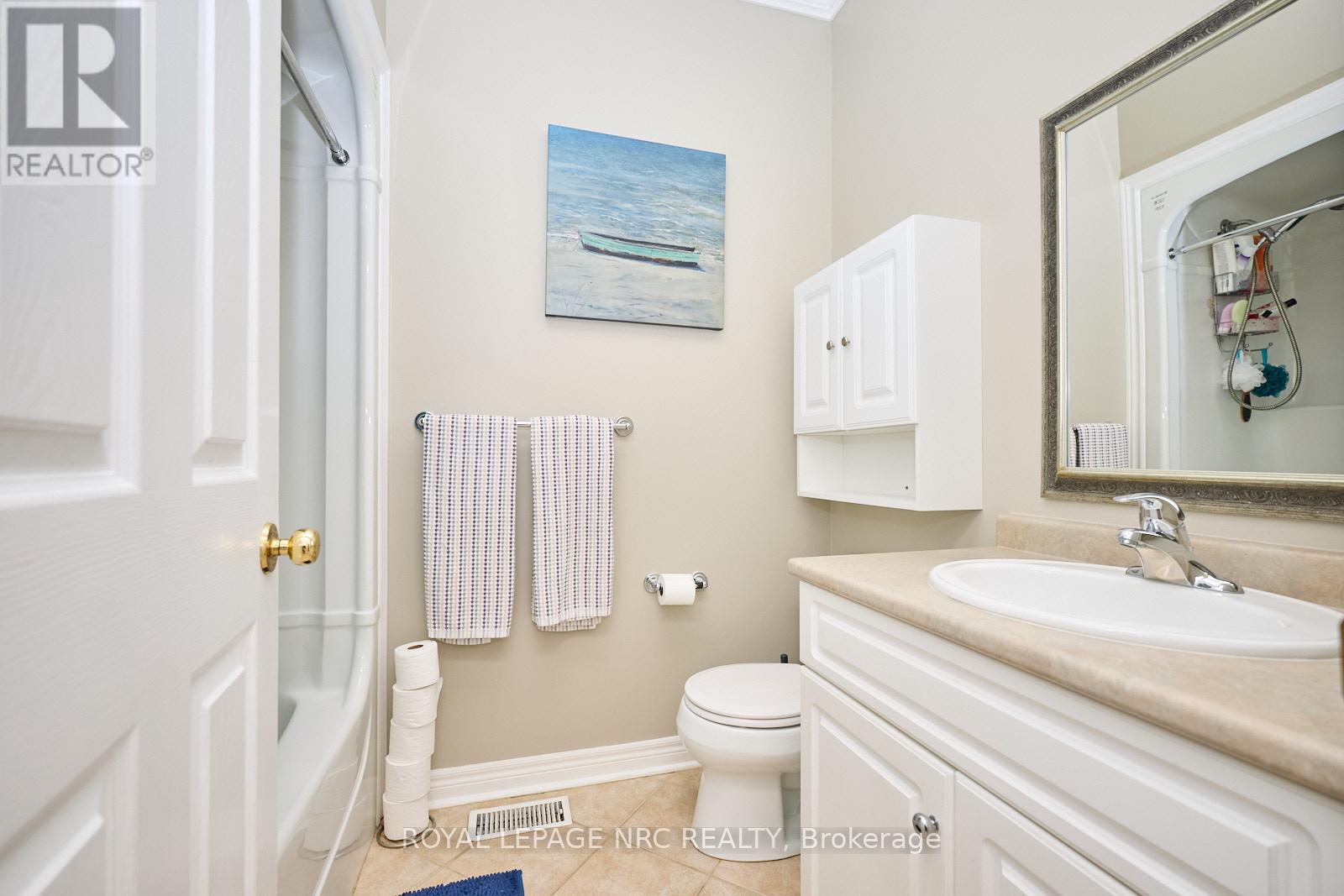 4100 Kalar Road, Niagara Falls, Ontario  L2H 1S6 - Photo 17 - X12231269