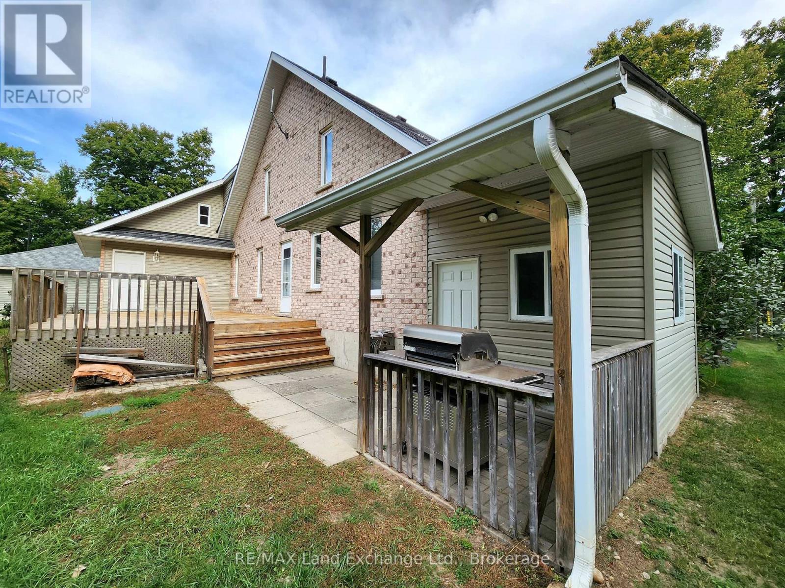 207 Birch Crescent, Huron-Kinloss, Ontario  N0G 2R0 - Photo 4 - X12237570