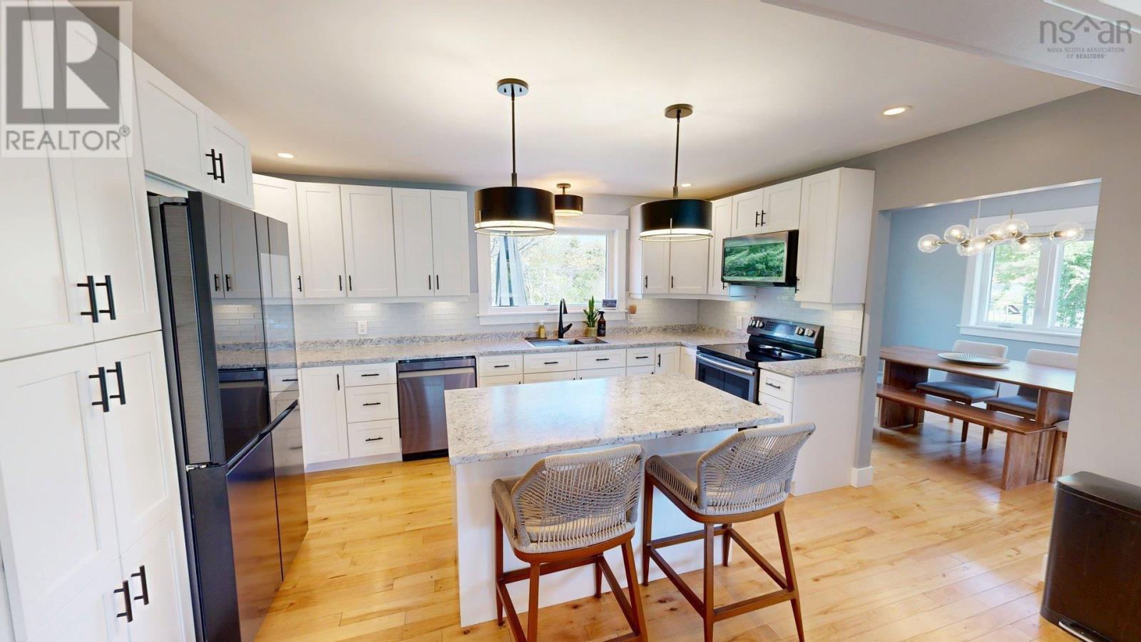 Property at 35 Smith Avenue image 4
