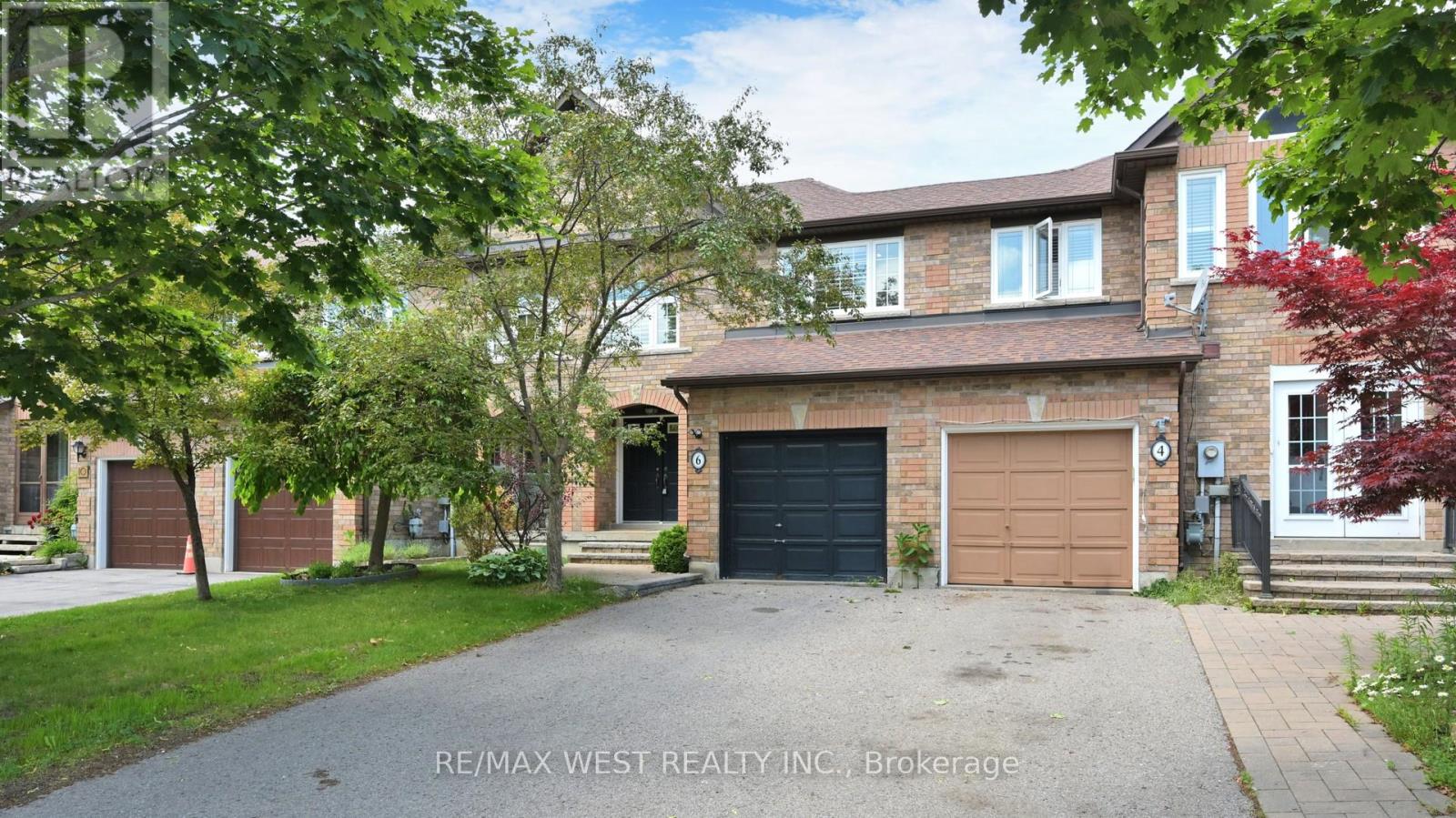 Property at 6 MISTLEFLOWER COURT image 1