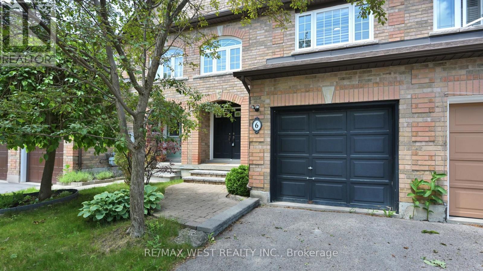 Property at 6 MISTLEFLOWER COURT image 3