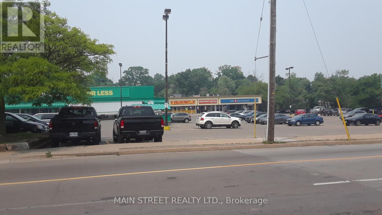 3c Mountain Street, Grimsby, Ontario  L3M 3J5 - Photo 2 - X12237557