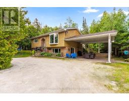 73 COREY CRESCENT