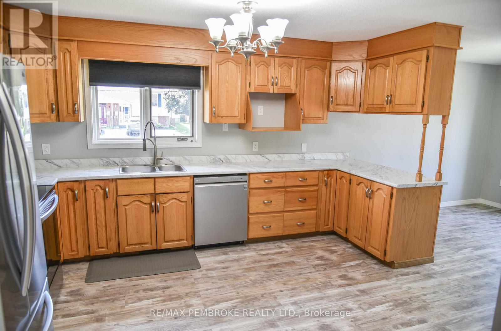 535 Fraser Street, Pembroke, Ontario  K8A 1Z2 - Photo 23 - X12237629