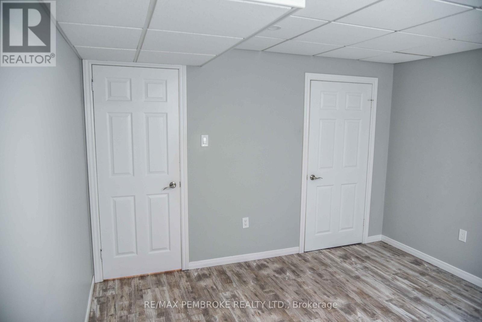 535 Fraser Street, Pembroke, Ontario  K8A 1Z2 - Photo 38 - X12237629