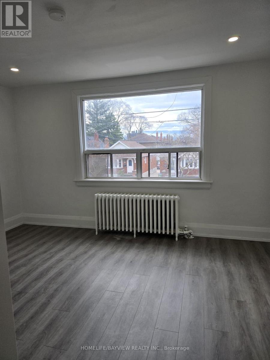 1 - Upper - 146 O'connor Drive, Toronto, Ontario  M4J 2S4 - Photo 7 - E12237597
