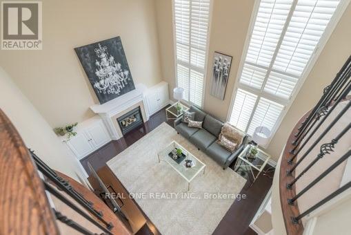 63 The Fairways, Markham, Ontario  L6C 2A4 - Photo 11 - N12237604