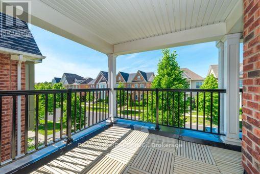 63 The Fairways, Markham, Ontario  L6C 2A4 - Photo 15 - N12237604