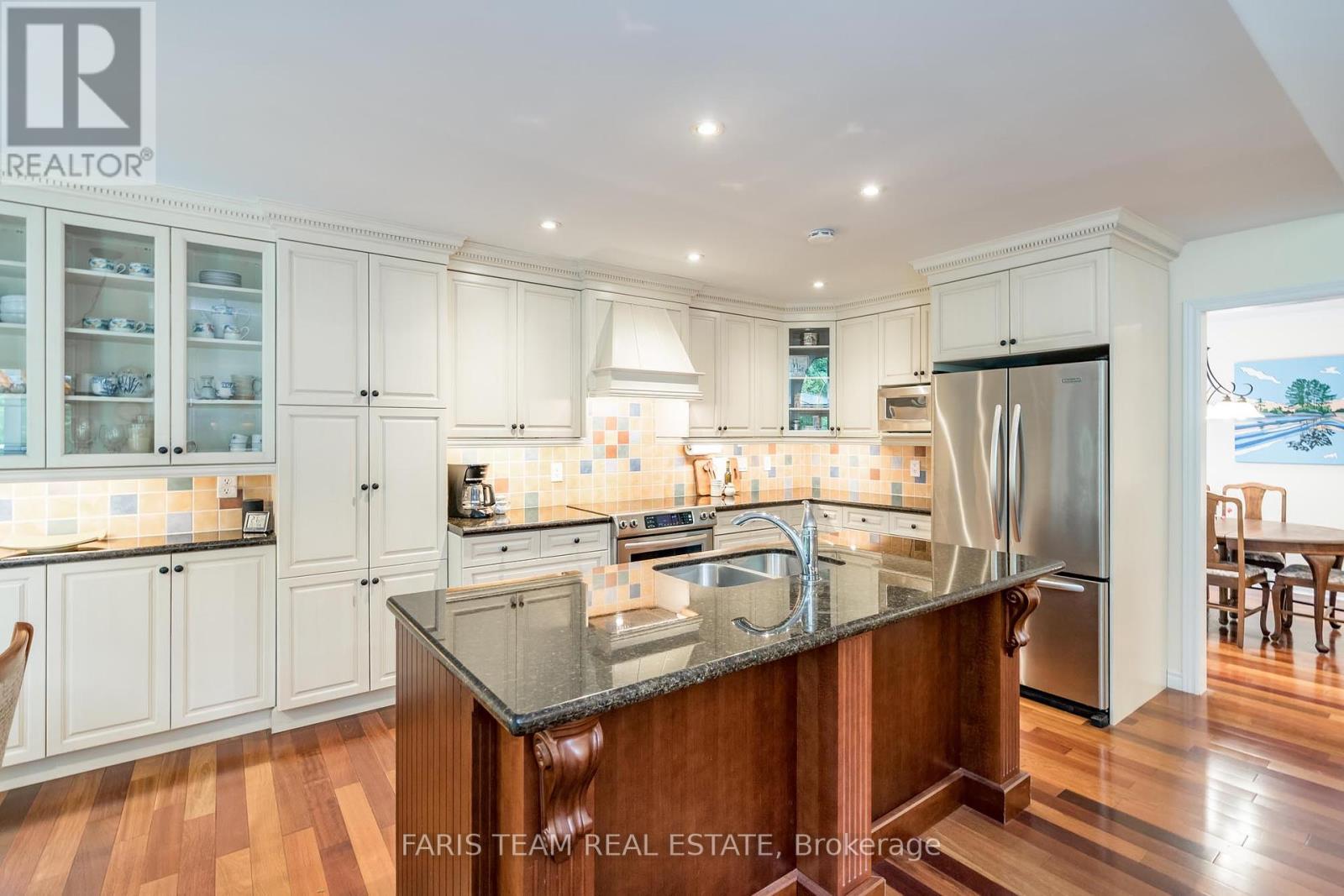 Property at 106 ROYAL BEECH DRIVE image 5