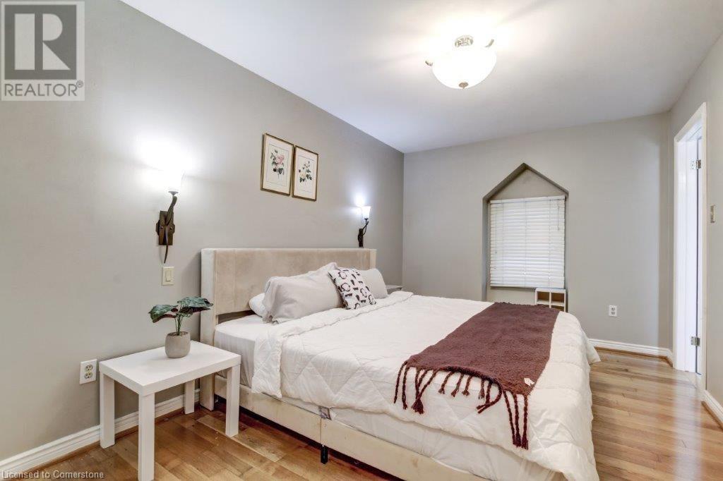 Photo 15 of 26 for 561 Princess Avenue Unit# 2