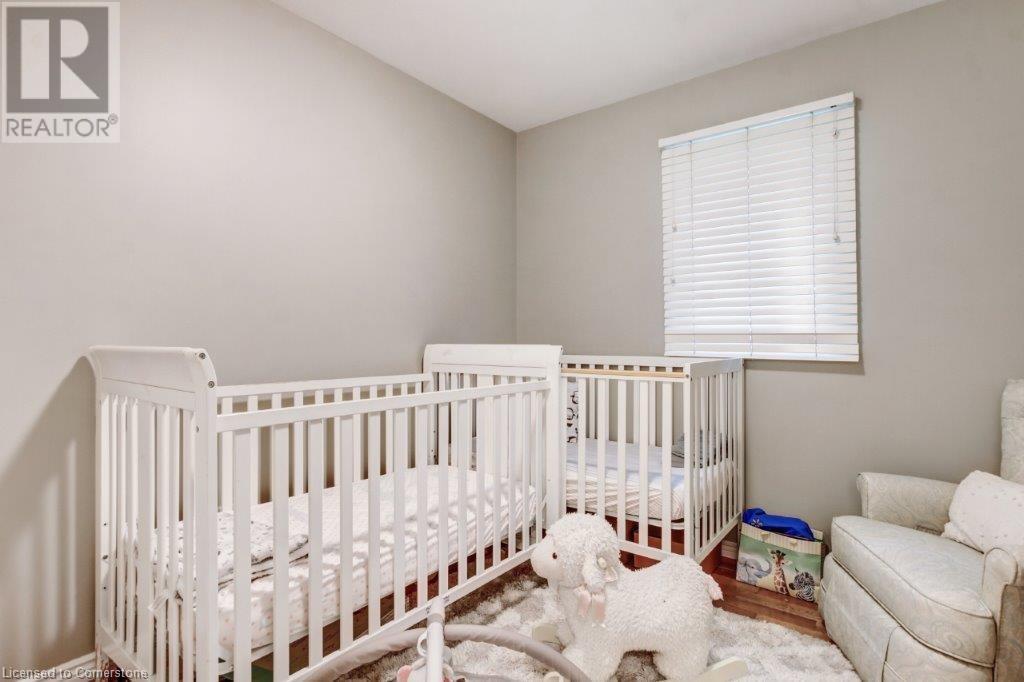 Photo 17 of 26 for 561 Princess Avenue Unit# 2