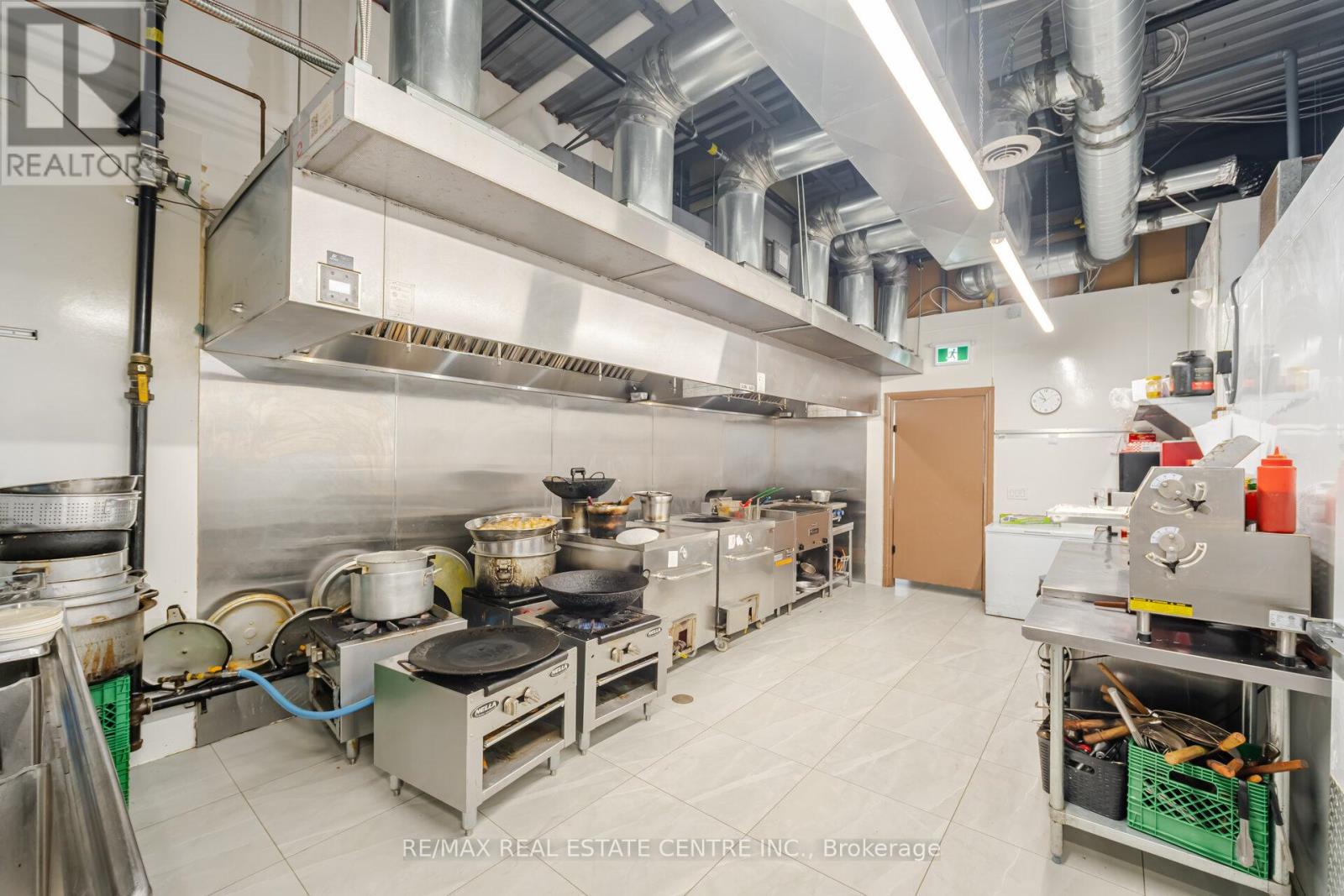 68 - 4700 Ridgeway Drive, Mississauga (Churchill Meadows), Ontario  L5M 7C4 - Photo 12 - W12235806