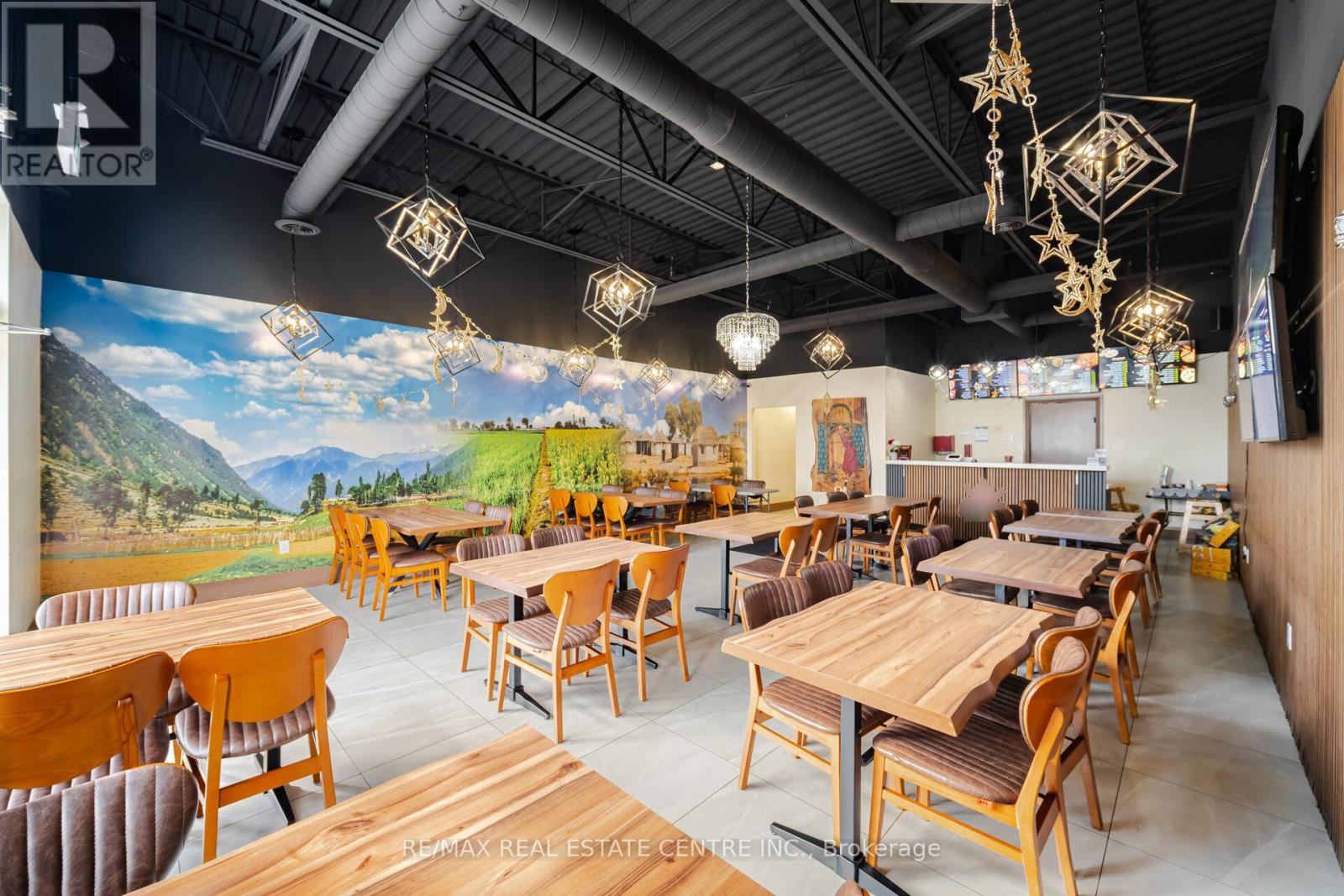 68 - 4700 Ridgeway Drive, Mississauga (Churchill Meadows), Ontario  L5M 7C4 - Photo 6 - W12235806