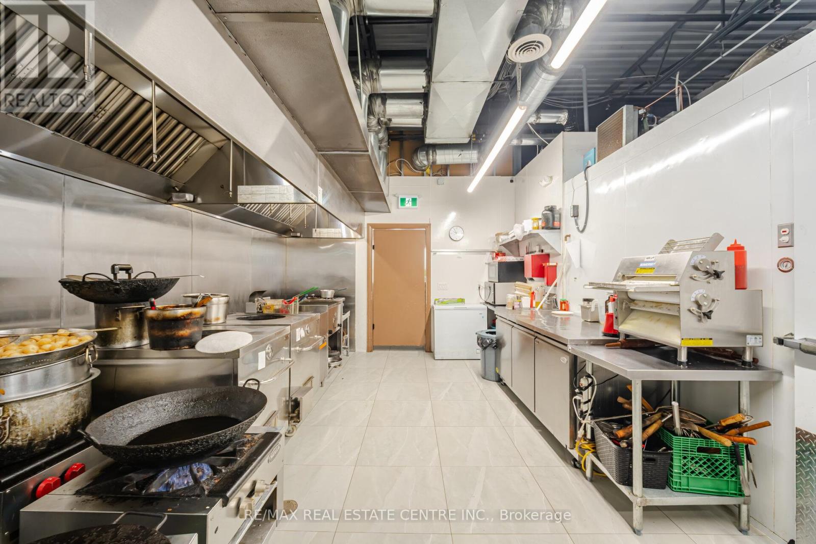 68 - 4700 Ridgeway Drive, Mississauga (Churchill Meadows), Ontario  L5M 7C4 - Photo 11 - W12235806