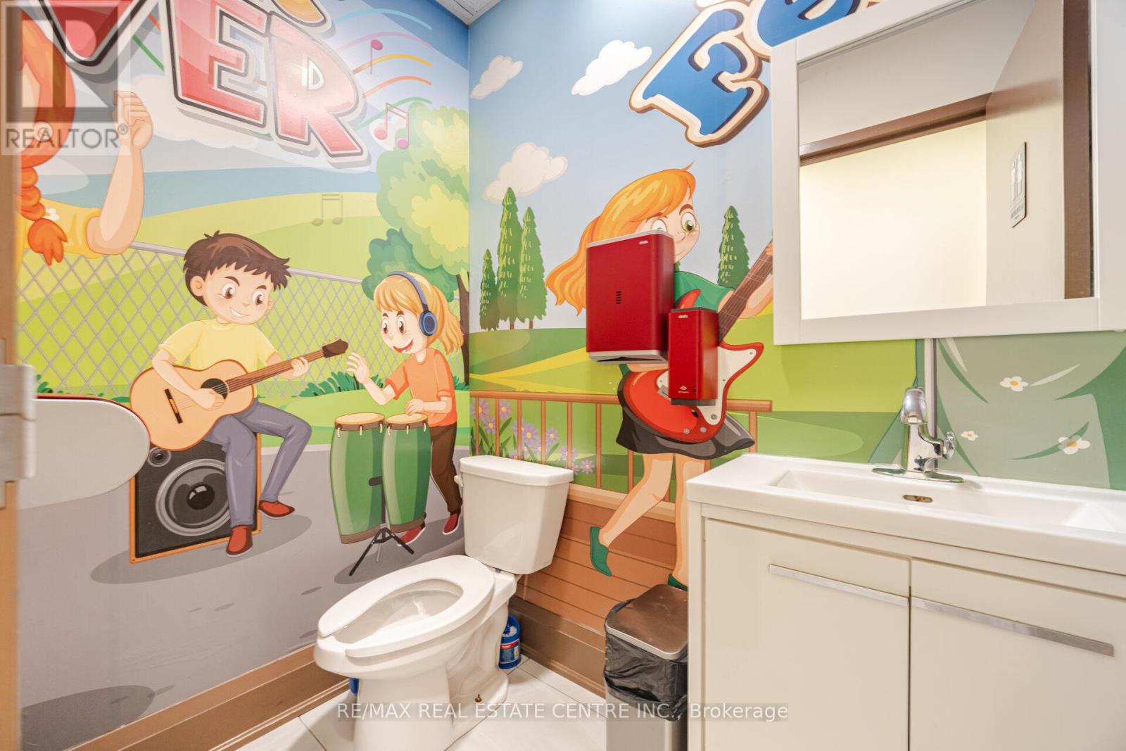 68 - 4700 Ridgeway Drive, Mississauga (Churchill Meadows), Ontario  L5M 7C4 - Photo 16 - W12235806