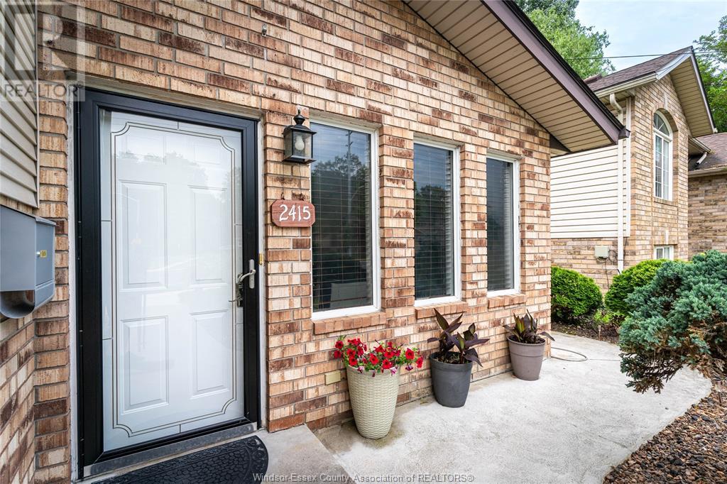 Property at 2415 CABANA ROAD W image 5