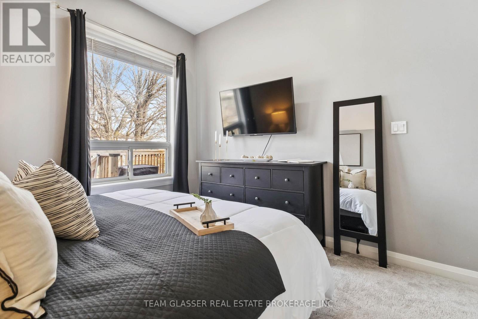 768 Glasgow Street, London East, Ontario  N5Y 1V9 - Photo 37 - X12237703