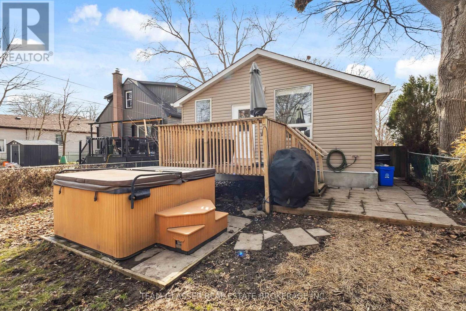 768 Glasgow Street, London East, Ontario  N5Y 1V9 - Photo 48 - X12237703