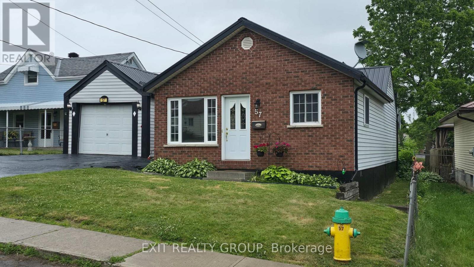 Property at 57 PRINCE OF WALES DRIVE image 1