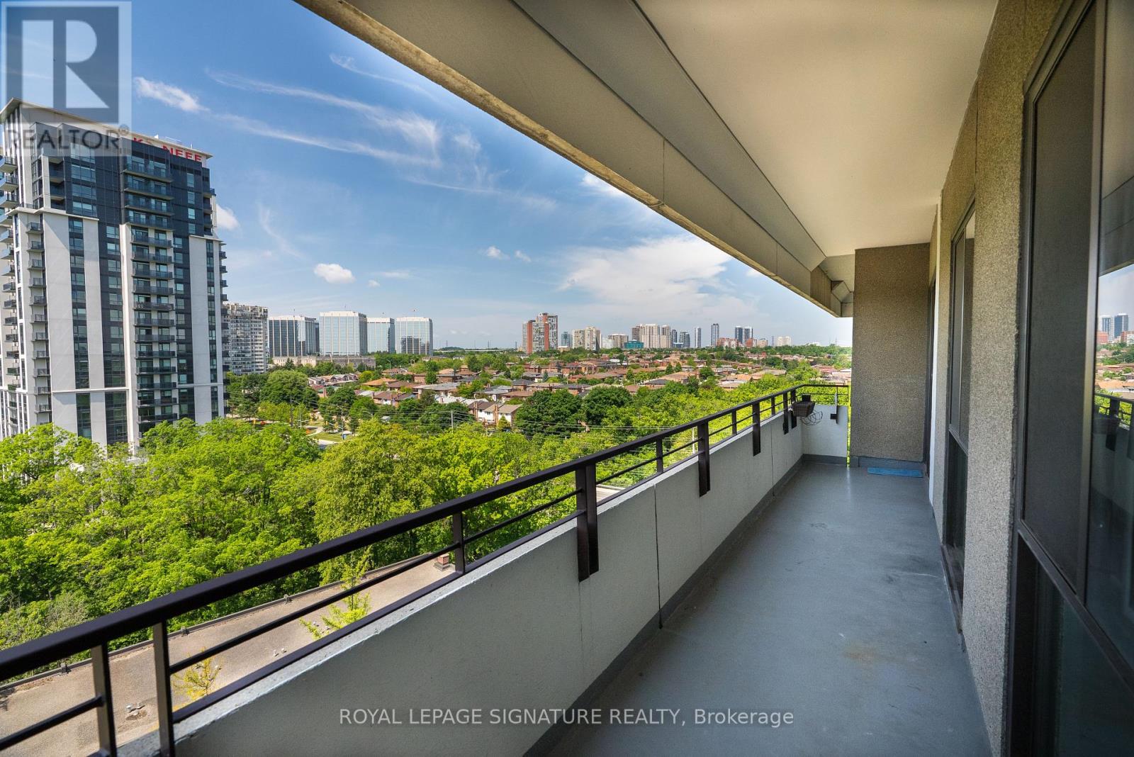1016 - 1320 Mississauga Valley Boulevard, Mississauga, Ontario  L5A 3R6 - Photo 16 - W12237603