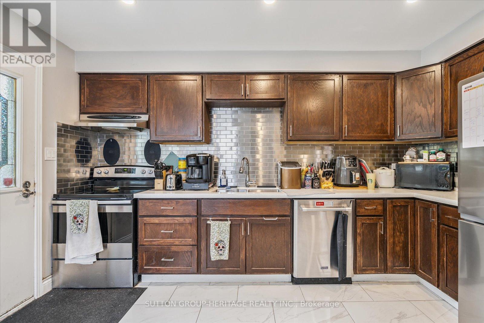 Property at 705 ANDERSON STREET image 4