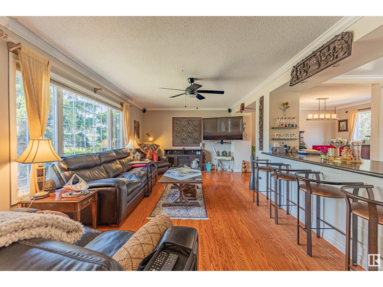 Property at 3807 118 ST NW image 4