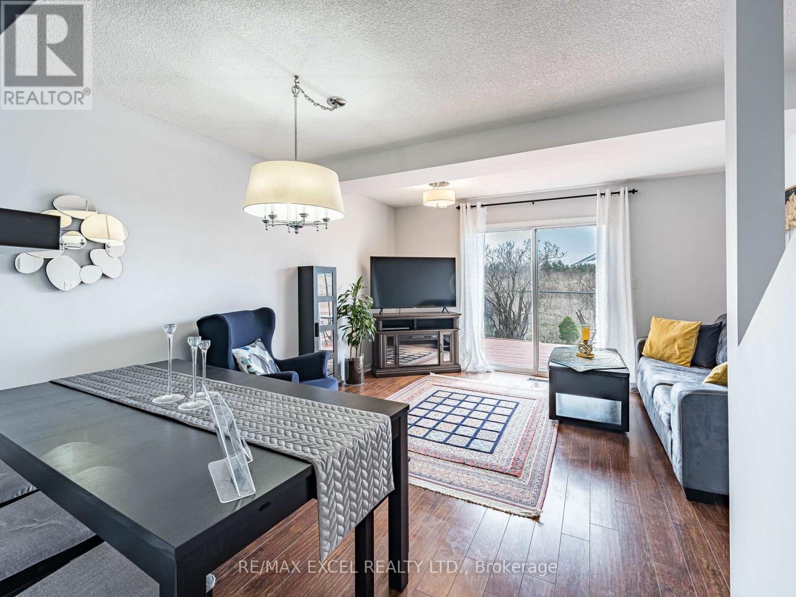 Property at 97 WILLIAM CURTIS CIRCLE image 1