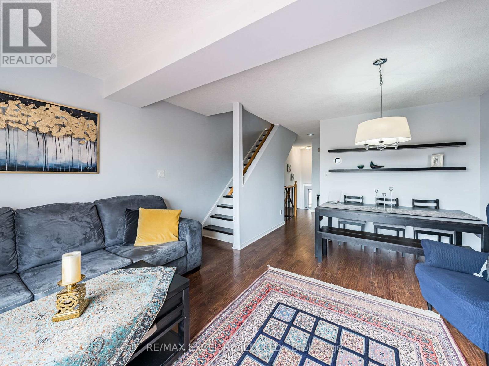 Property at 97 WILLIAM CURTIS CIRCLE image 5