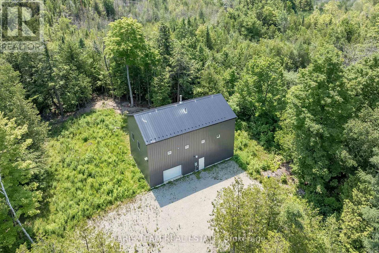 Property at 2576 CHAMPLAIN ROAD image 1