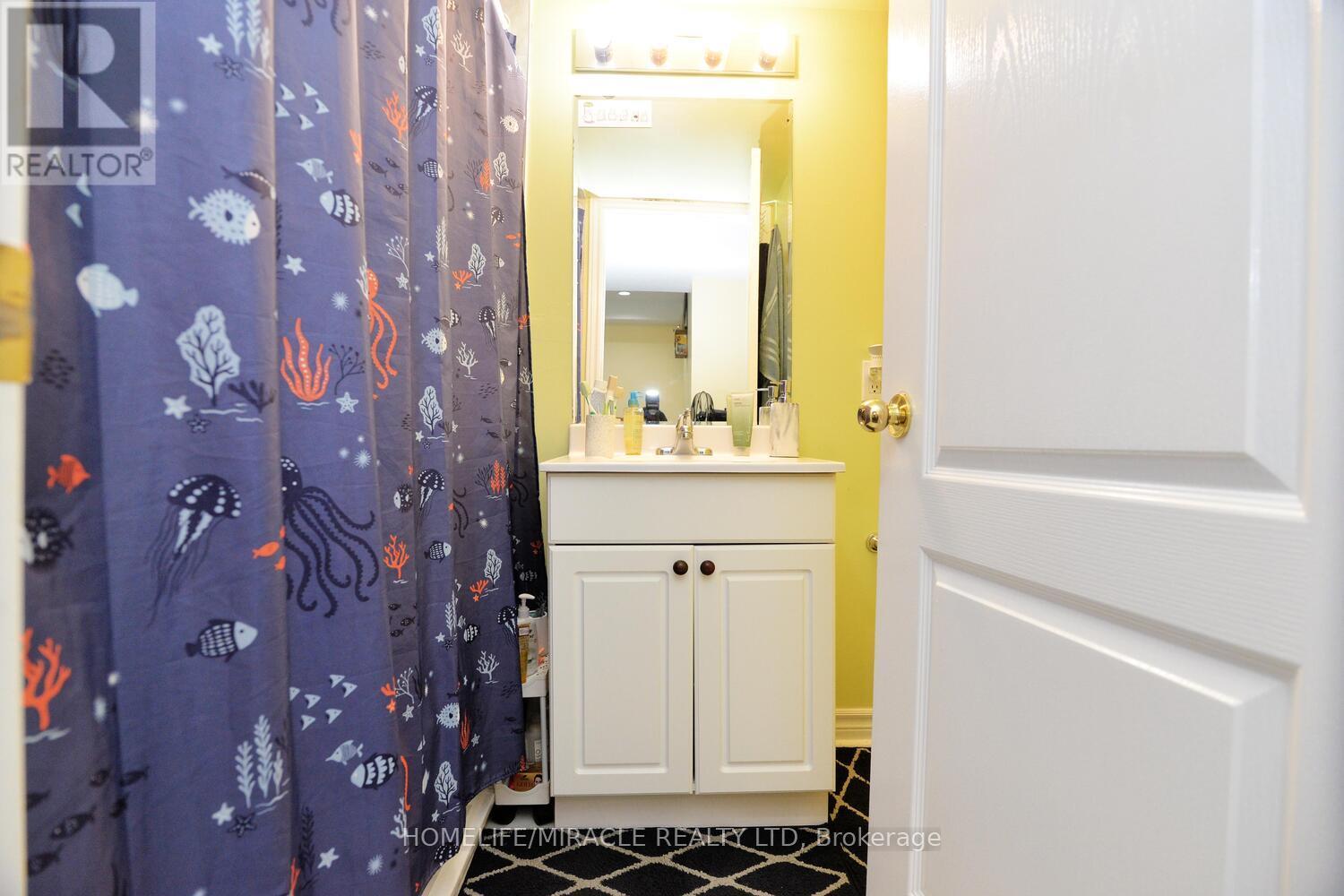 37 Prairie Rose Circle, Brampton, Ontario  L6R 1R6 - Photo 47 - W12237694